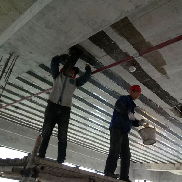 武汉建筑工程进行混凝土加固时需要注意的问题